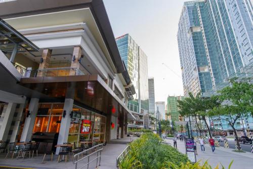 Uptown Mall
